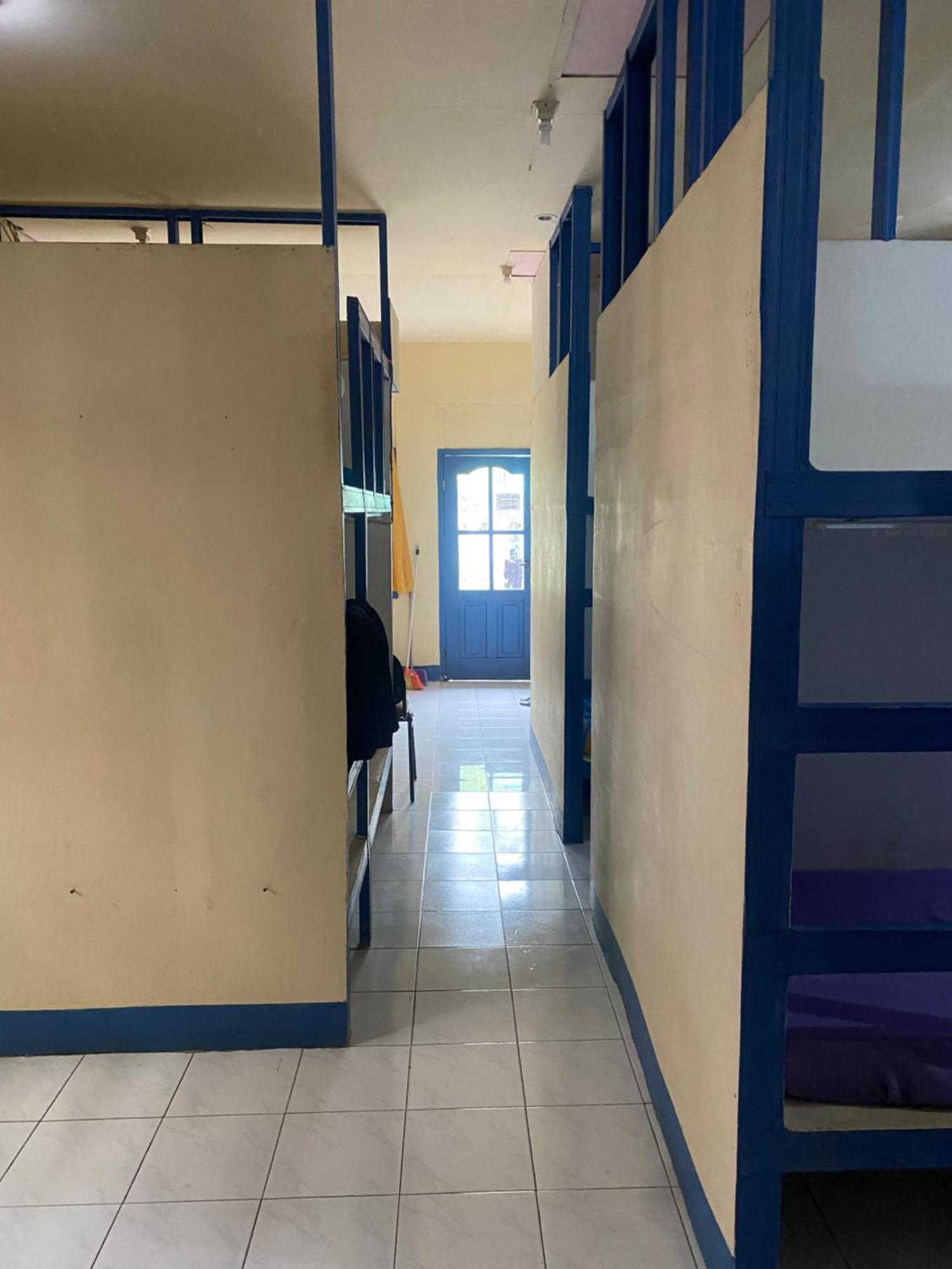 Cempaka Hostel Labuan Bajo Ngoại thất bức ảnh