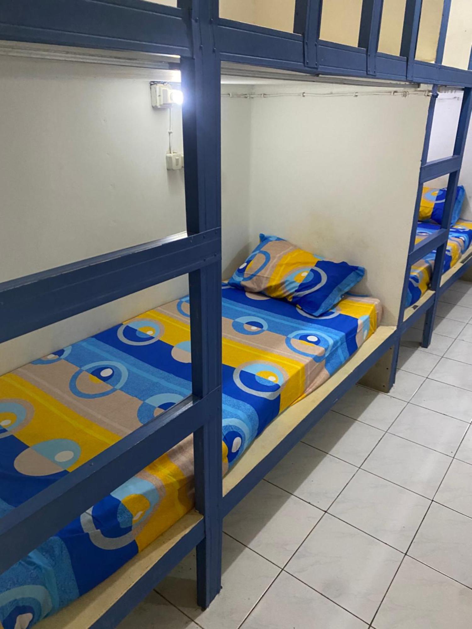 Cempaka Hostel Labuan Bajo Ngoại thất bức ảnh